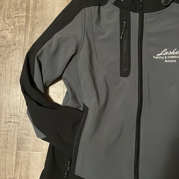 Soft shell jacket - Picture 2 of 4